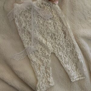 Elegant Lace baby photo prop outfit for newborn photoshoot